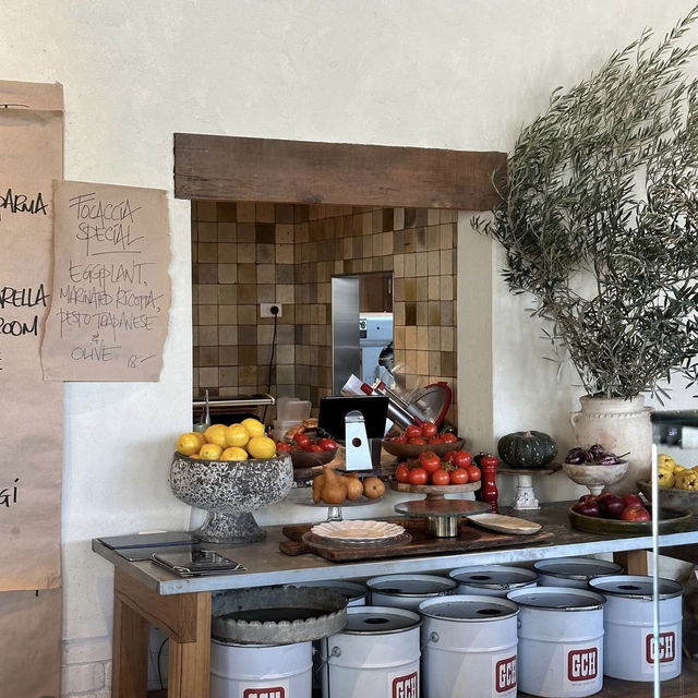 🇦🇺 本格的なイタリアンコーヒーとデリスタイルの料理が美味しいカフェ