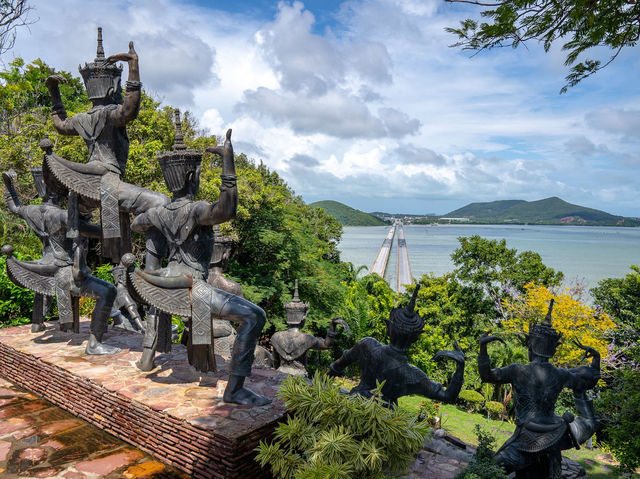🌊🏰 SONGKHLA WEEKEND ESCAPE: Where Lakeside Charm Meets Coastal Adventures!