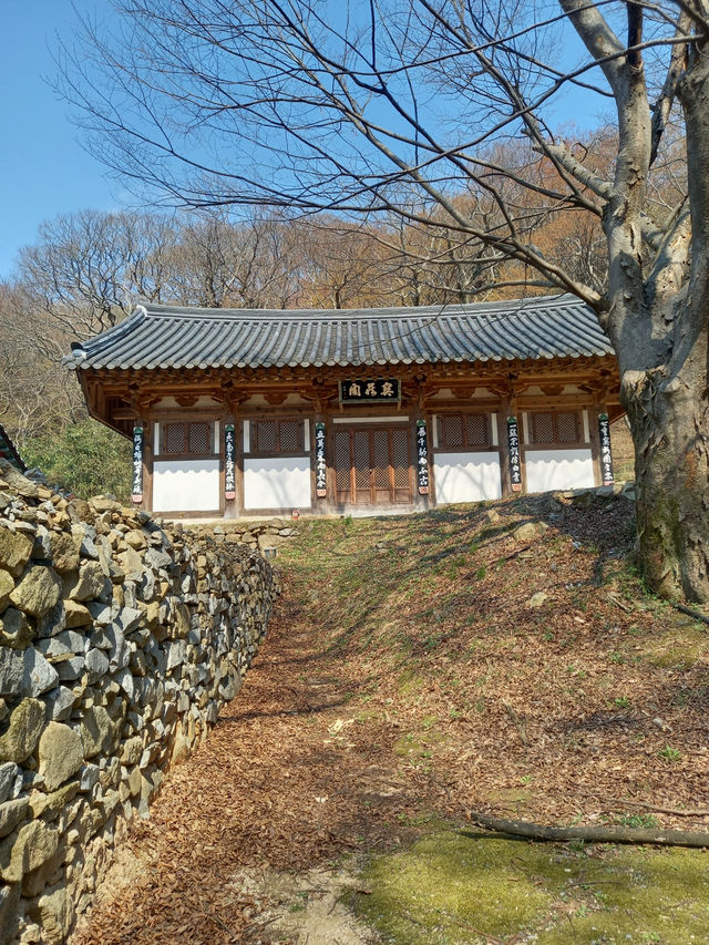 바람쐬기 좋은 서산 사찰