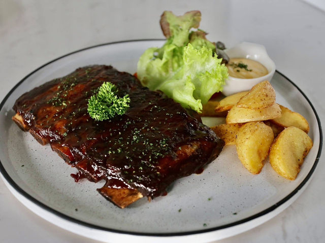 ร้าน Atmosphere SkyBar & Restaurant วิวกว๊านพะเยา