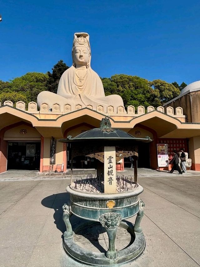 Giant Buddha & Peaceful Vibes