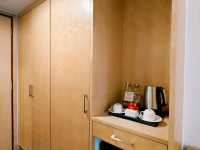 “City Ease by the Lake: The Everly Putrajaya’s Smart Urban Stay”