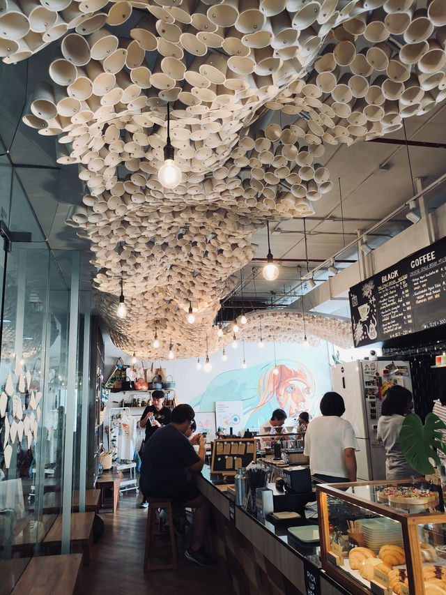 曼谷| 曼谷文青最愛Gallery Drip Coffee，一杯手沖喚醒旅行靈感  藏身於曼谷BACC當代藝術中心