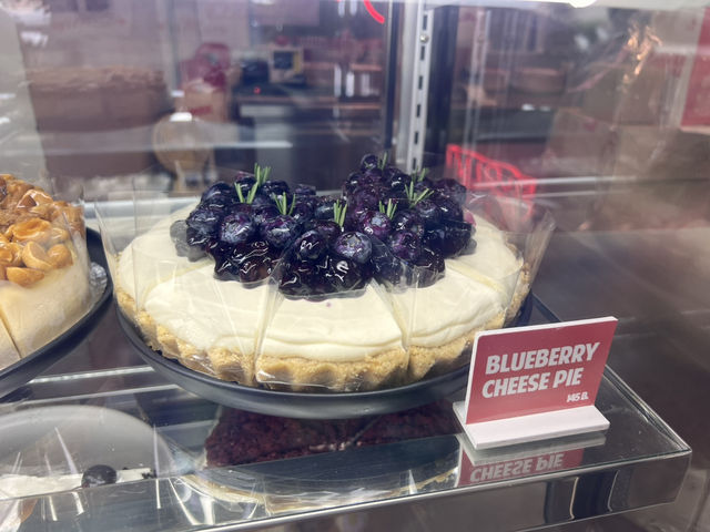 🥐 ร้านเบอเกอรี่ ครัวซองต์อร่อยมาก 
