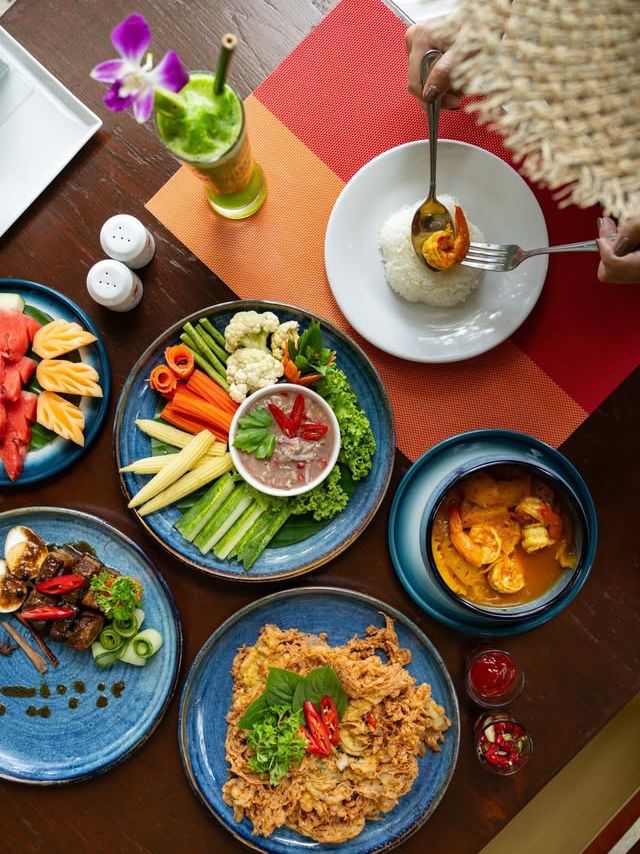 The Jungle Restaurant อาหารไทยอร่อยจัดจ้าน