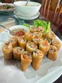 อาหารอร่อย ราคาไม่แพง ที่บ้านไม้หอม สมุทรสาคร