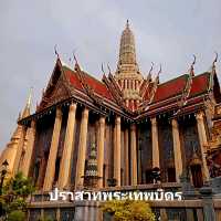ชมปราสาทพระเทพบิดร ในพระบรมมหาราชวัง