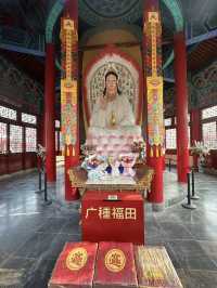 A Thousand Hands, A Thousand Stories—Spring Reflections in Ancient Kaifeng