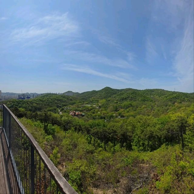Climbing Wonjeoksan Peak