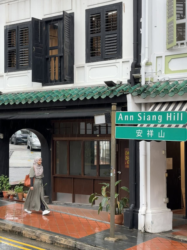 Explore Ann Siang Hill Road — A Peranakan Heritage Treasure in Singapore 