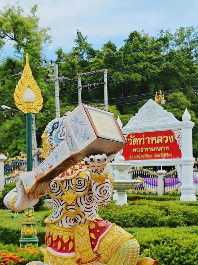 วัดท่าหลวง ไหว้หลวงพ่อเพชร พระพุทธรูปปางมารวิชัย