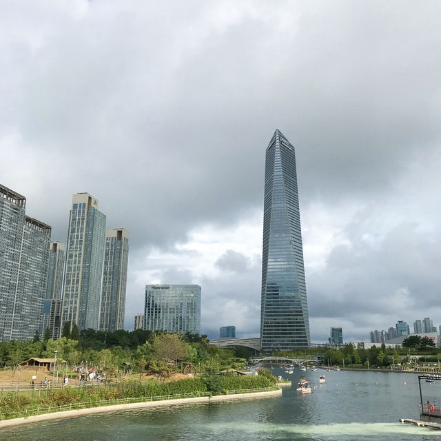 🌇 현대 도시와 전통이 어우러진 송도에서의 산책