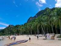 The perfect summer day at the picturesque El Nido