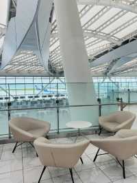 飛行機✈️と本が楽しめるスタバ☕️は羽田空港第2ターミナル⟡.·