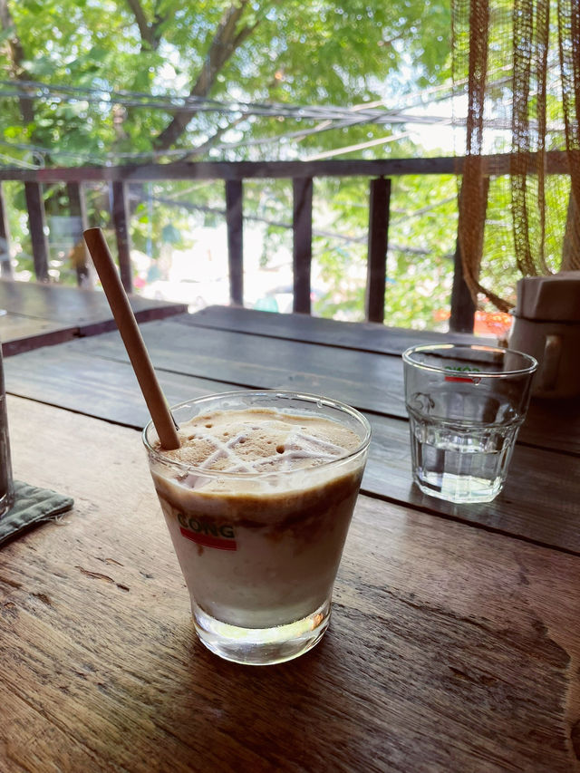 【ダナン】Cộng Cà Phê (コンカフェ)