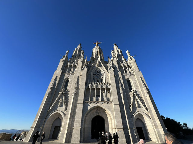 Temple of the Sacred Heart of Jesus – The Crown of Mount Tibidabo 🇪🇸⛪