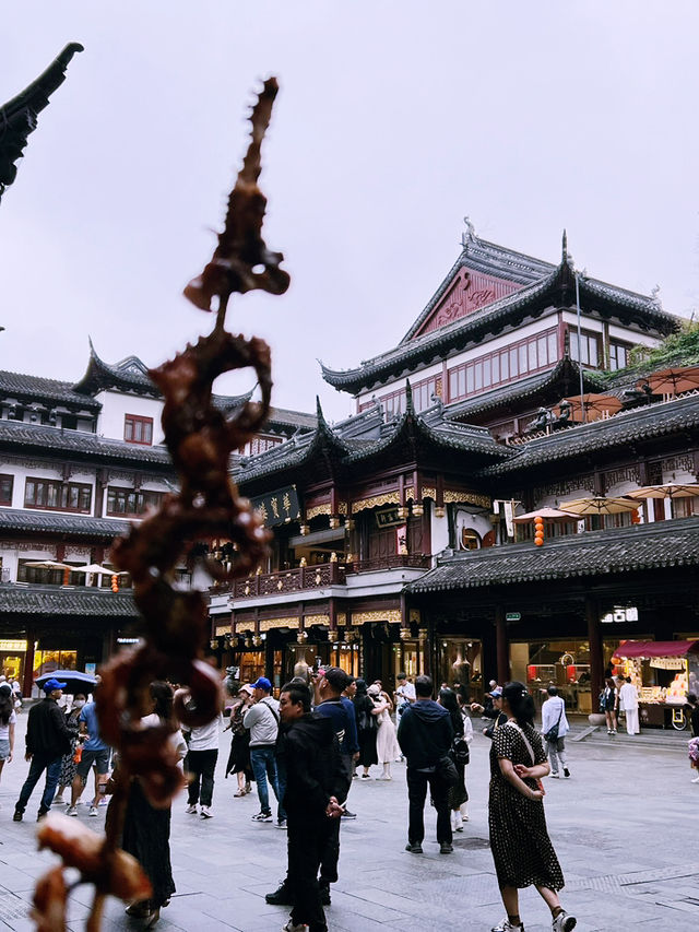 Dian Chuntang: A Peaceful Teahouse in the Heart of Shanghai