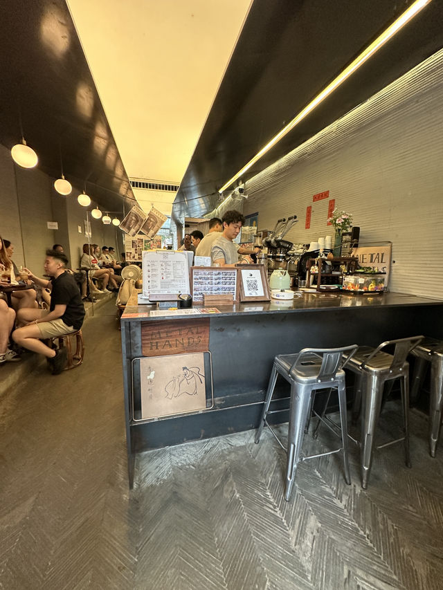 ร้าน Metal Hands Coffee เซี่ยงไฮ้