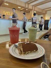 VELLA Beach Bar & Bistro