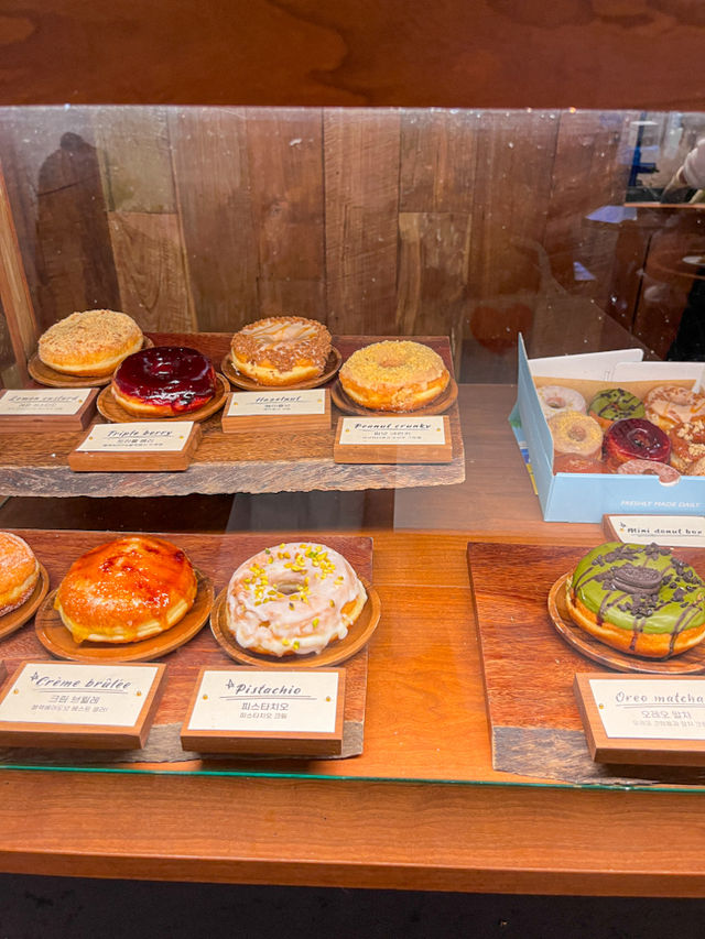광안리에 숨어있는 귀여움 가득 로컬 도넛 맛집🍩