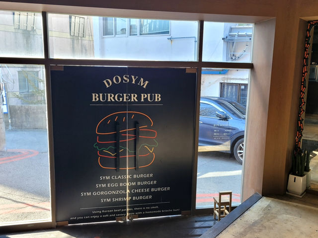 부산 여행 중 꼭 드셔야하는 수제버거집!