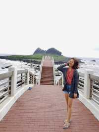 🌊 Walking Above the Waves at Sanxiantai (三仙台)