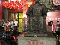 202507丹東： 安東老街夜散步：在歷史與燈火之間，尋一碗牛肉湯飯的安慰