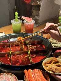 Chongqing hotpot with nice view 🍲🌉✨