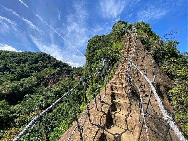 Climb the Sacred Trio, Xiaozishan, Cimu Peak, and Putuo Mountain
