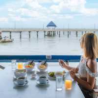 ที่พักริมหาดบางแสนบรรยากาศดี "Bangsaen Beach Camp"