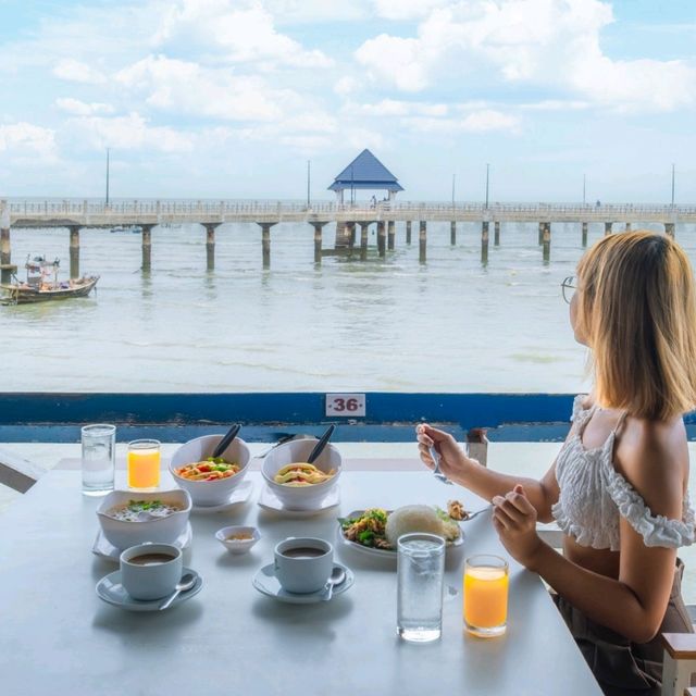 ที่พักริมหาดบางแสนบรรยากาศดี "Bangsaen Beach Camp" ที่พักริมหาดบางแสนบรรยากาศดี "Bangsaen Beach Camp"