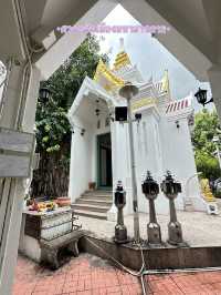 ไหว้สักการะ •ศาลหลักเมืองจังหวัดมหาสารคาม•