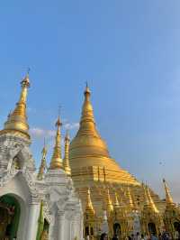 สักครั้งในชีวิตต้องมาเจดีย์ชเวดากอง