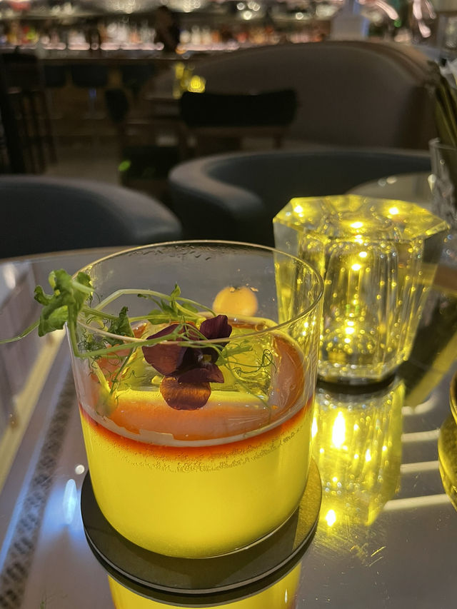 時尚酒吧與居酒屋美食