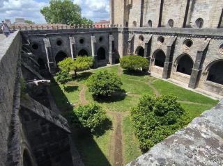 エヴォラの歴史的中心地を探訪