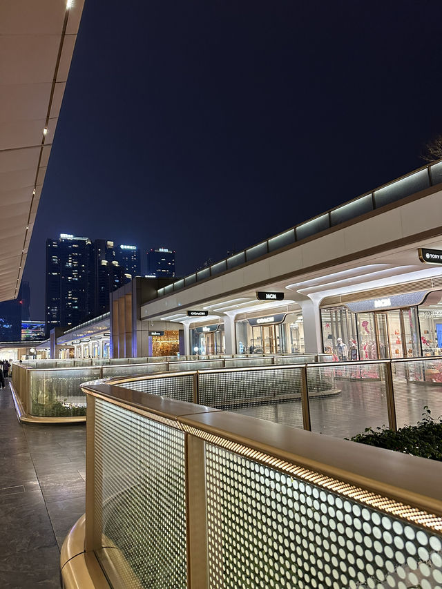 ✨🛍️ ชวนเที่ยว SKP Mall Chengdu + ไปชม “น้ำพุไม้ไผ่