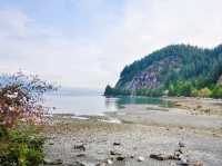 溫哥華波特灣省立公園:海水湛藍🌊