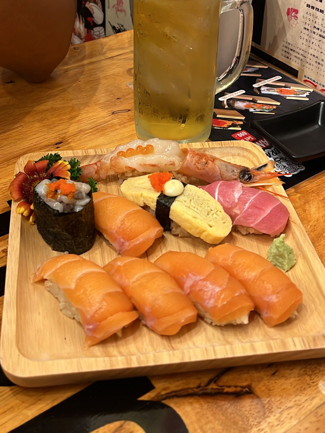 Tora izakaya&sushi bangsaen