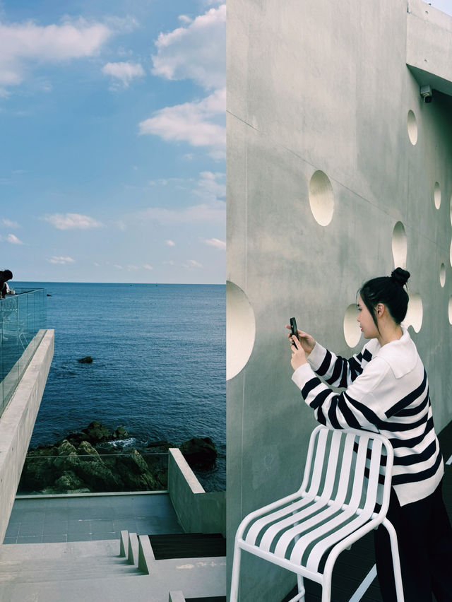 부산 바다와 함께한 감성 카페 시간