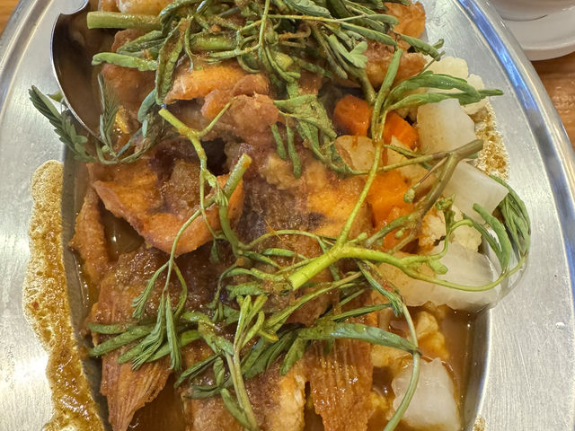 ร้านอาหารภูพันธ์ ใกล้สนามบินเชียงราย 🍽️