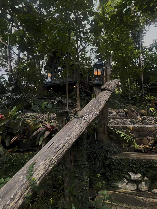 อควาเทล คาเฟ่ เชียงราย ใกล้สนามบิน