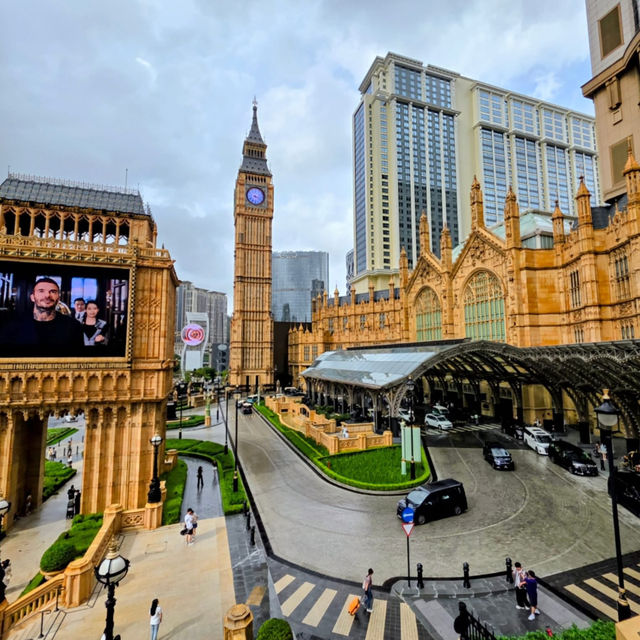 A Different Kind of Crown on the Cotai Strip