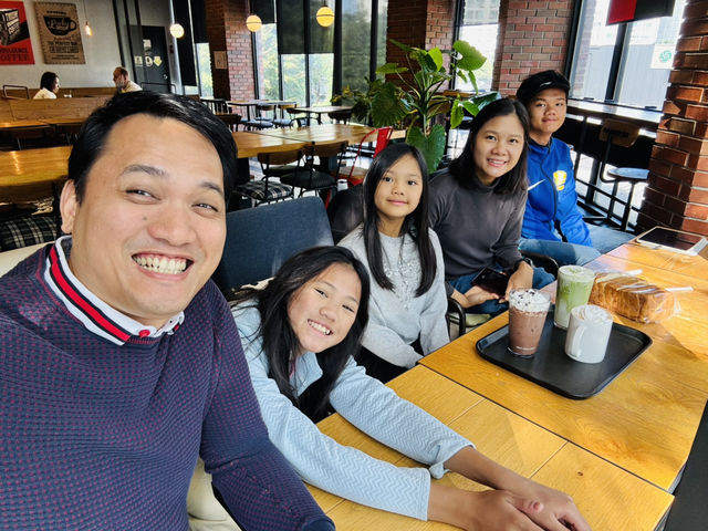 “Three Sips, One Smile: Discovering Latte Happiness”