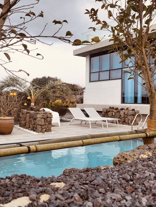 Exclusive Private Pool Luxury