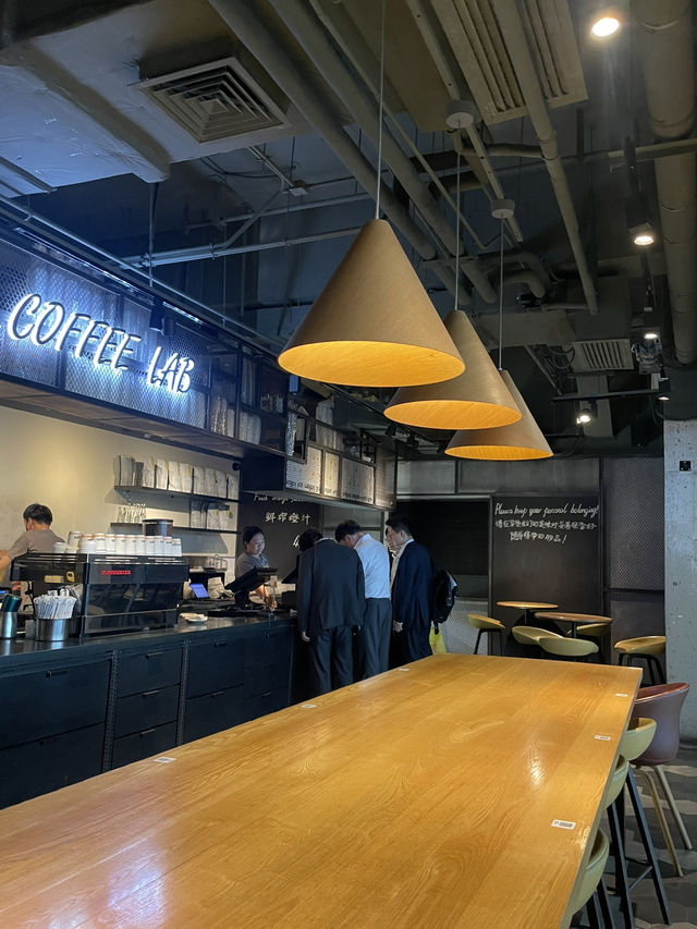 [홍차오국제선] 상하이공항에서 발견한 공항뷰카페 wagas ✈️☕️