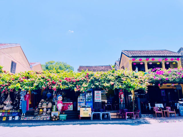 Hoi An: Yellow Walls Mood✨💛 Hoi An: Yellow Walls Mood✨💛