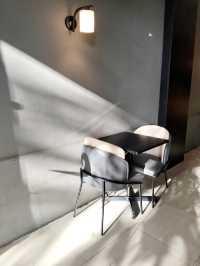 Stylish Table Scene🪑