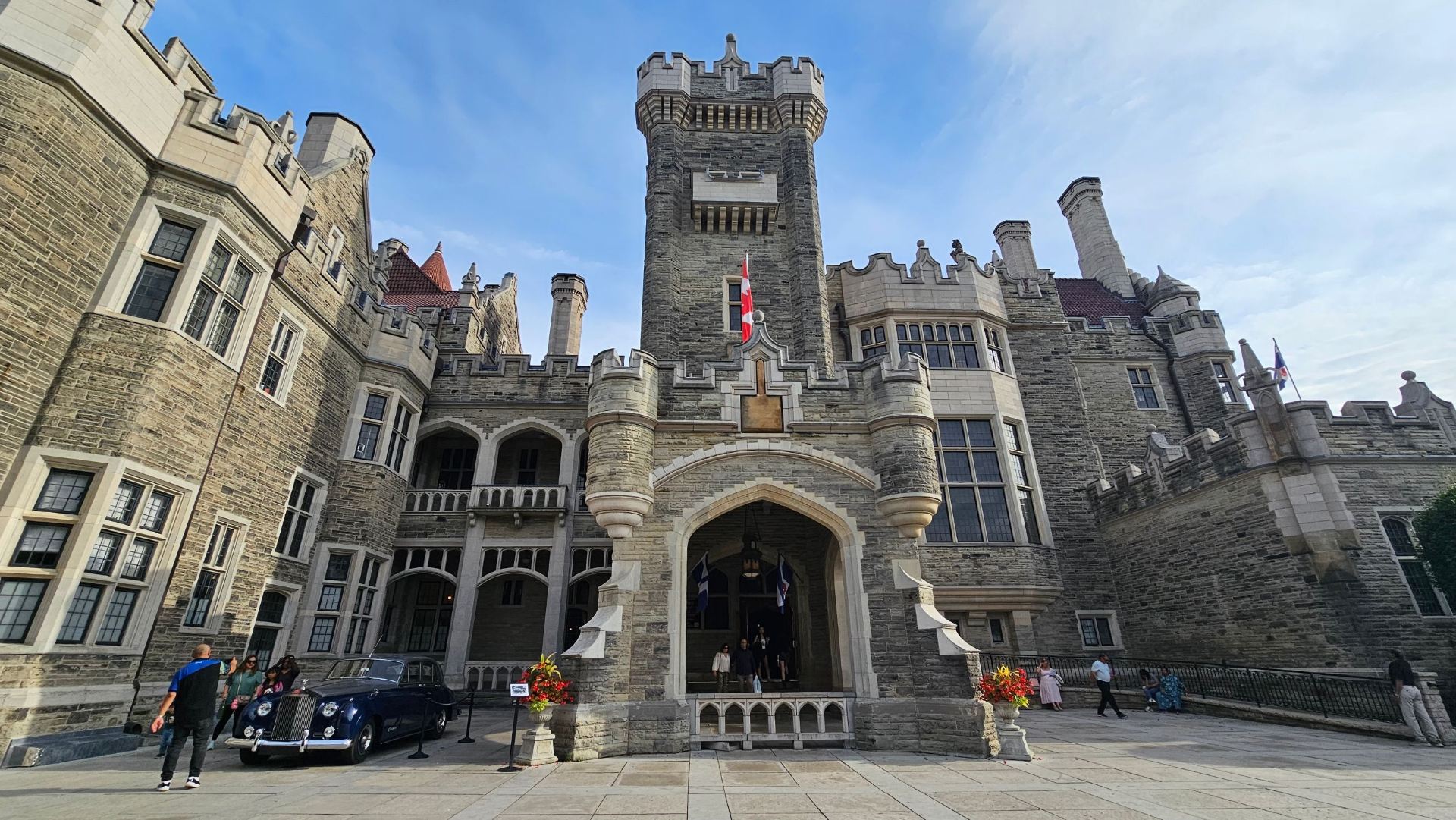 📍𝗖𝗮𝘀𝗮 𝗟𝗼𝗺𝗮 & 𝗕𝗹𝘂𝗲𝗕𝗹𝗼𝗼𝗱 𝗦𝘁𝗲𝗮𝗸𝗵𝗼𝘂𝘀𝗲, 𝗧𝗼𝗿𝗼𝗻𝘁𝗼🇨🇦