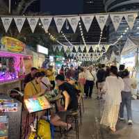 美食劣食盡在Jodd Fairs夜市