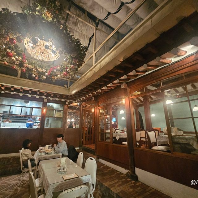 Explore old Korea for Cheap